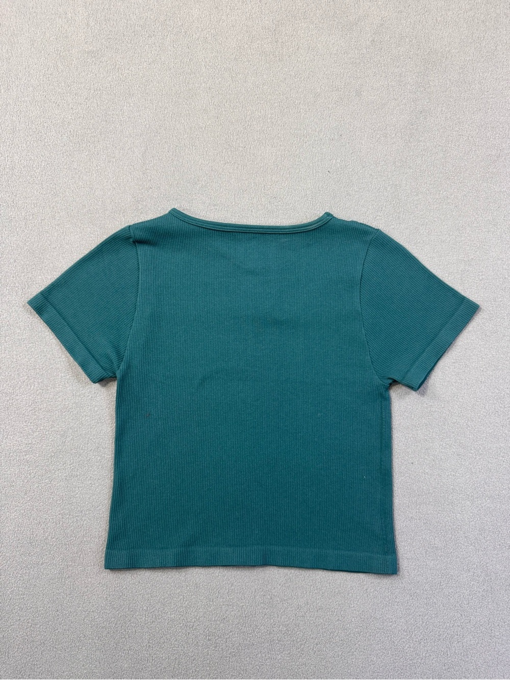 Teal Blue Short Sleeve T-Shirt Stretchy Crop Top with Asymmetric Cutout, M / L - Picture 4 of 8
